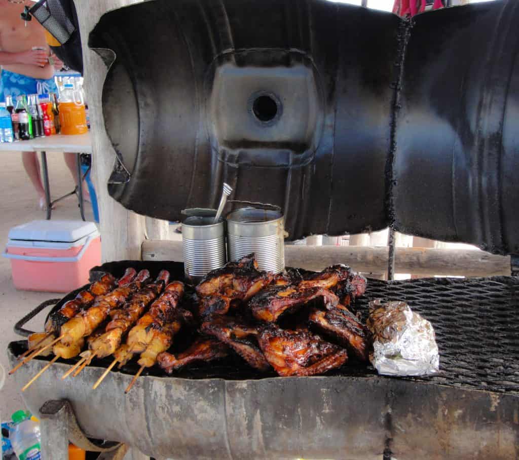 barbecue Goff's Caye Belize